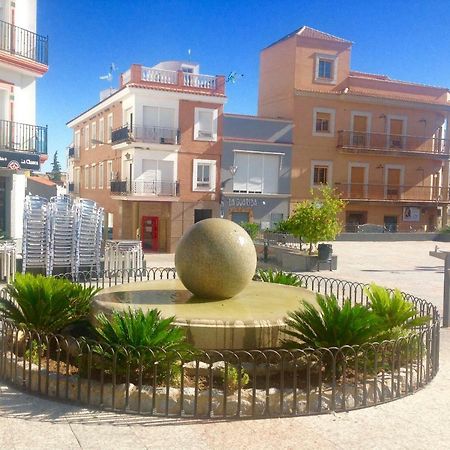 A.T. La Plaza Apartment Calamonte ภายนอก รูปภาพ