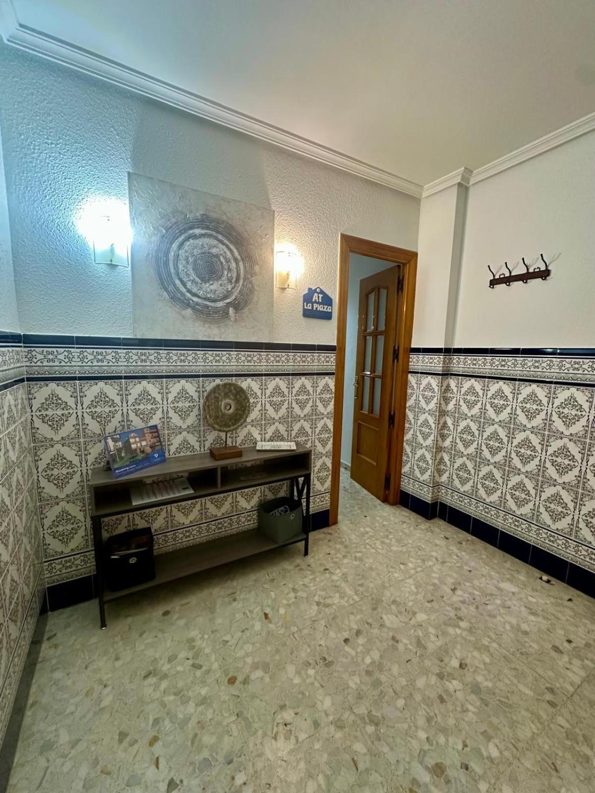 A.T. La Plaza Apartment Calamonte ภายนอก รูปภาพ