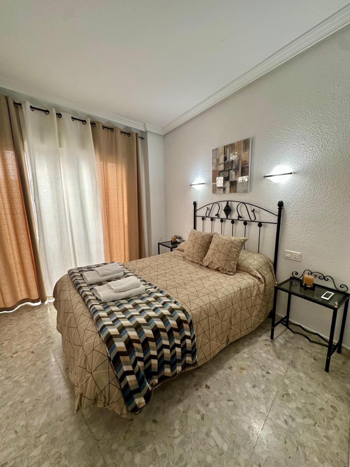 A.T. La Plaza Apartment Calamonte ภายนอก รูปภาพ