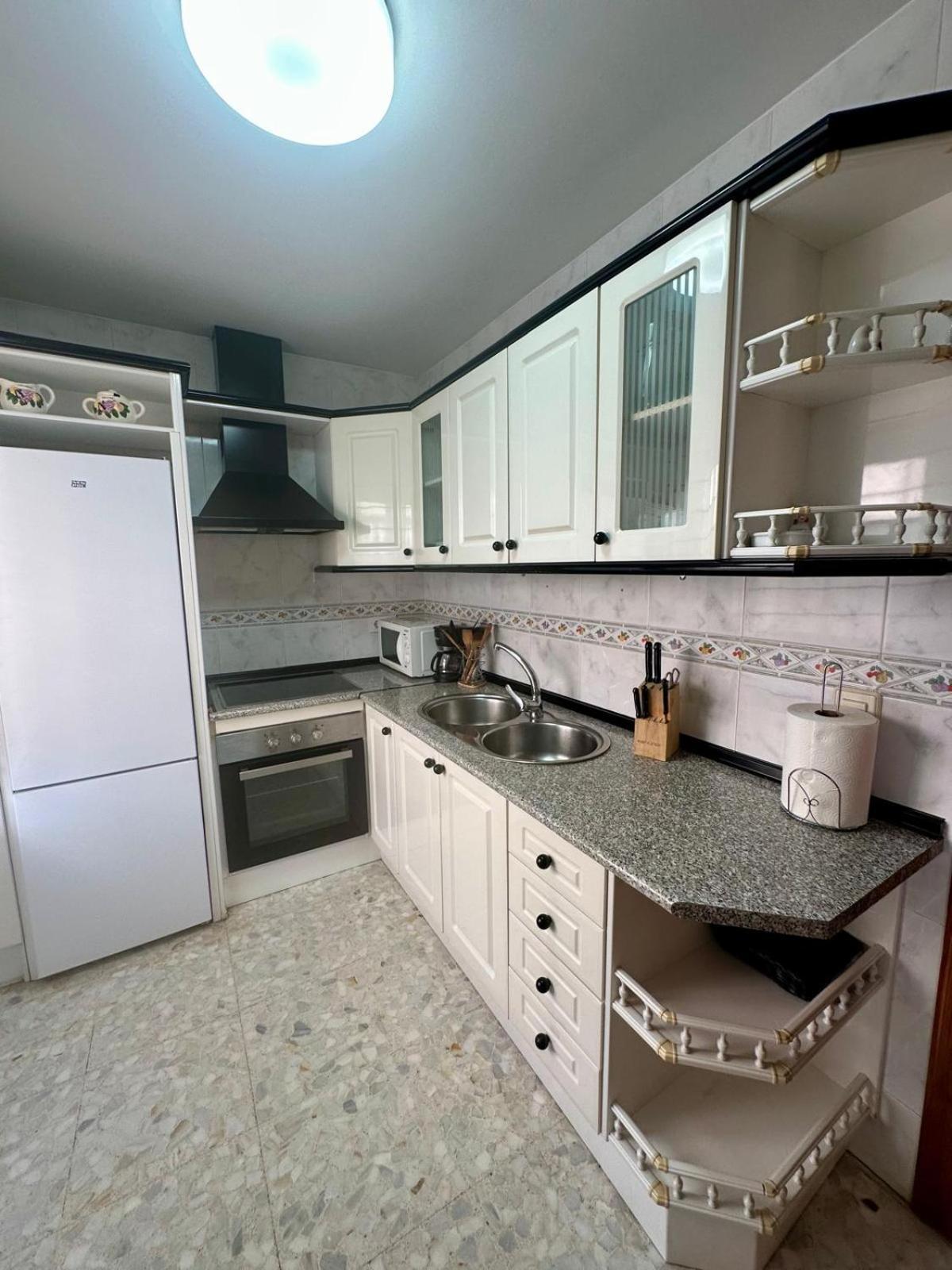 A.T. La Plaza Apartment Calamonte ภายนอก รูปภาพ