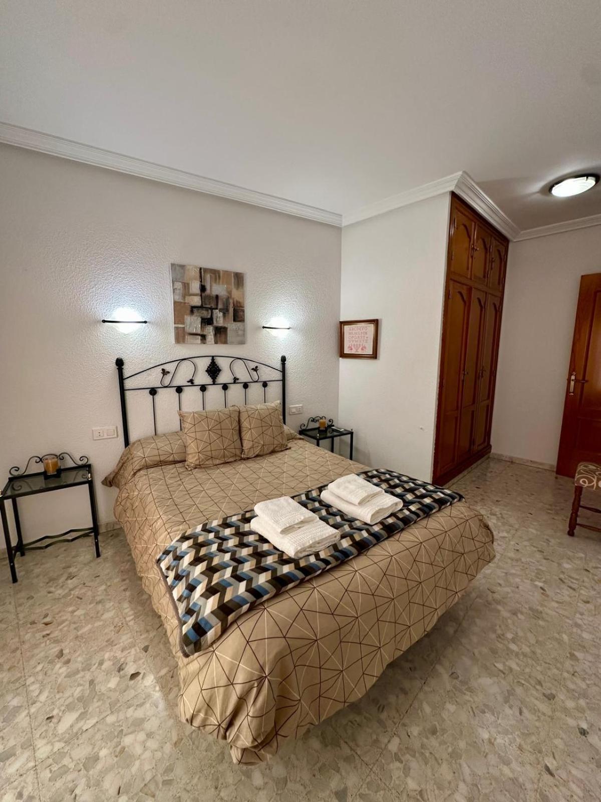 A.T. La Plaza Apartment Calamonte ภายนอก รูปภาพ